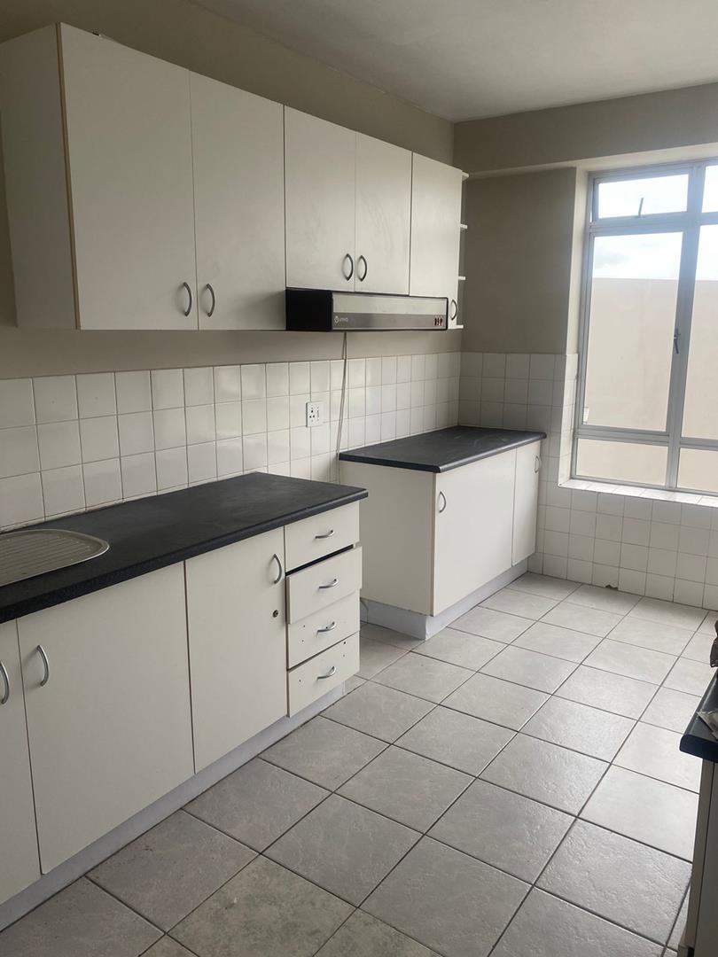 To Let 2 Bedroom Property for Rent in Humewood Eastern Cape